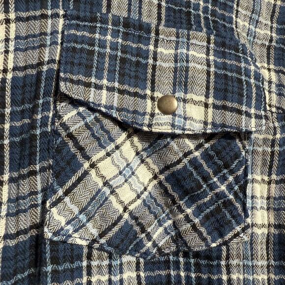 NWT KUT From the Kloth Blue and White Boylen Relaxed Snap Front Woven Top Small - Picture 4 of 10